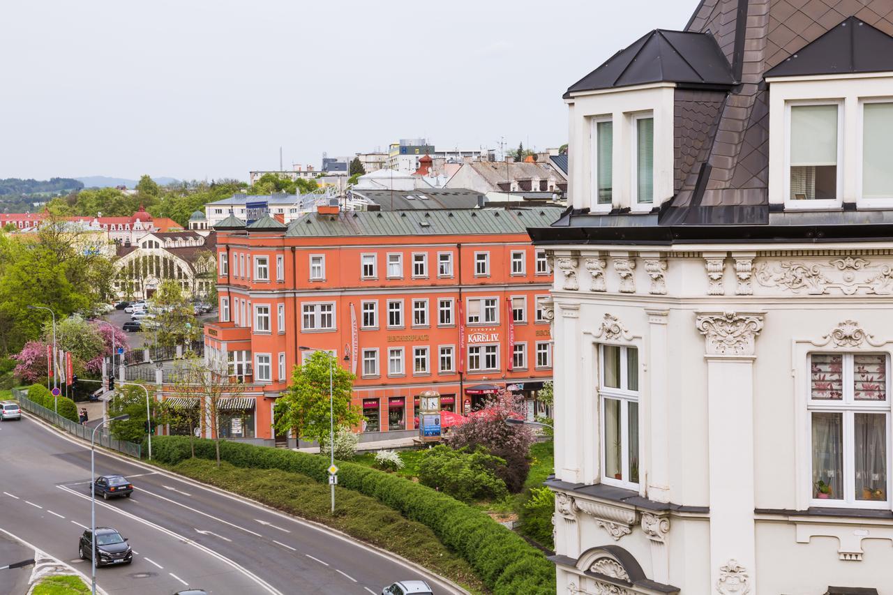 Hotel Adria Karlovy Vary Ngoại thất bức ảnh